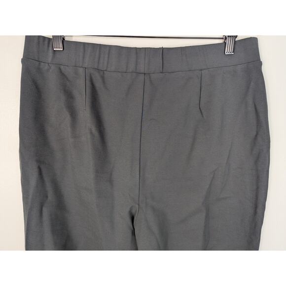 Universal Standard Moro Pocket Signature Ponte Pants in Charcoal - Picture 7 of 11